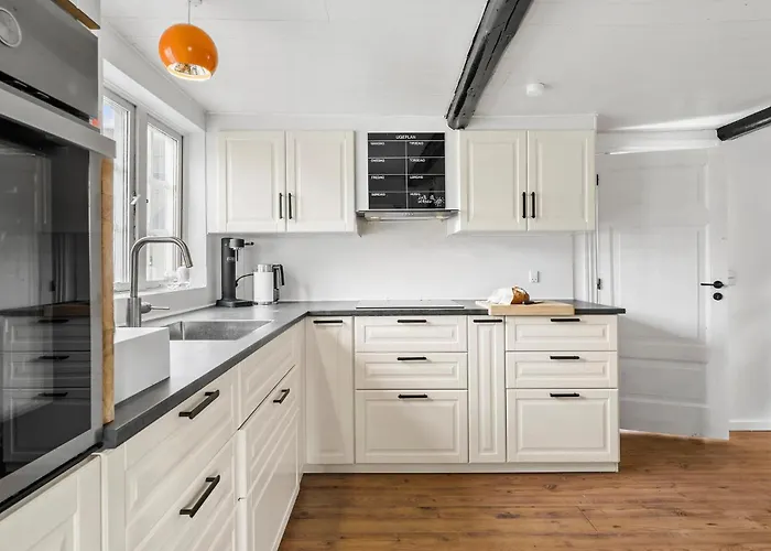 Cozy In With Kitchen *